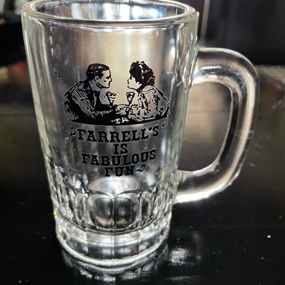 Farrell’s glass mug - Picture 1 of 2